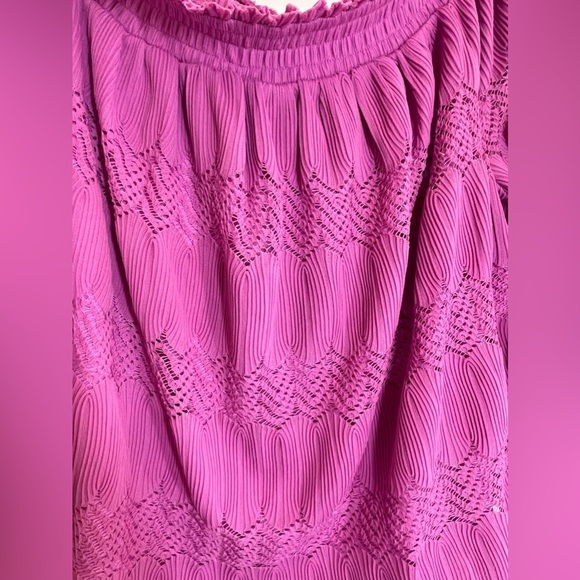 LANE BRYANT Women’s Plus Size Smocked Off The Shoulder Pleated Top Size 22/24 - Picture 7 of 11